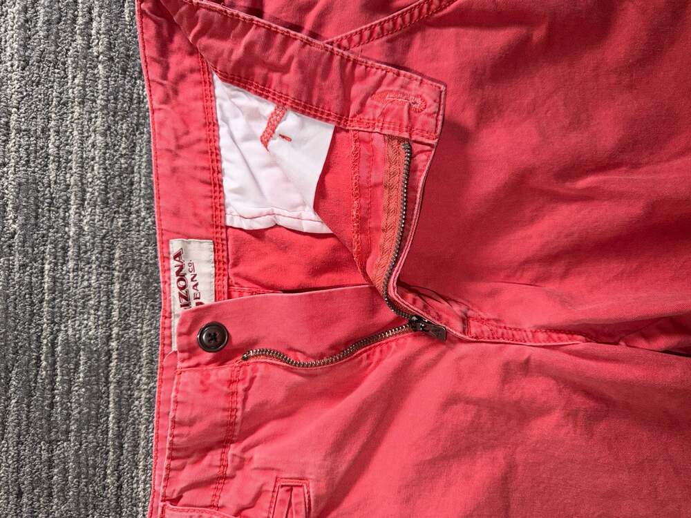 Arizona Jean Co. Salmon Pink Ultimate Chino Shorts Size 32 - Picture 2 of 5